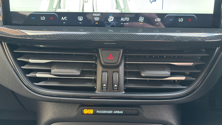 Ford Focus 1.0 EcoBoost Hybrid mHEV 155 ST-Line 5dr Auto Petrol Estate